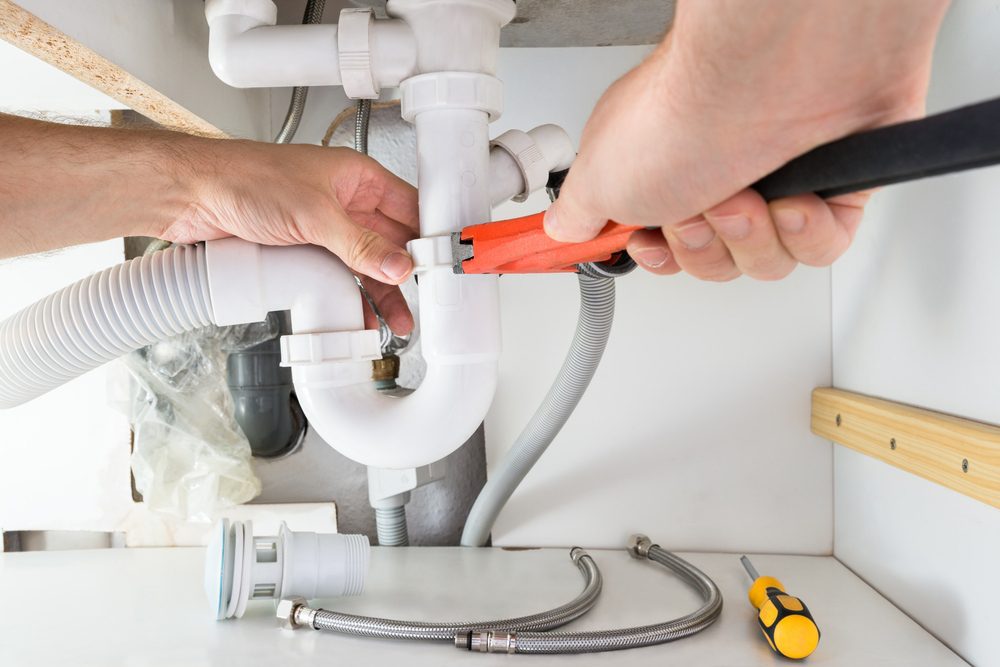 Helpful Plumbing Tools to Keep at Home